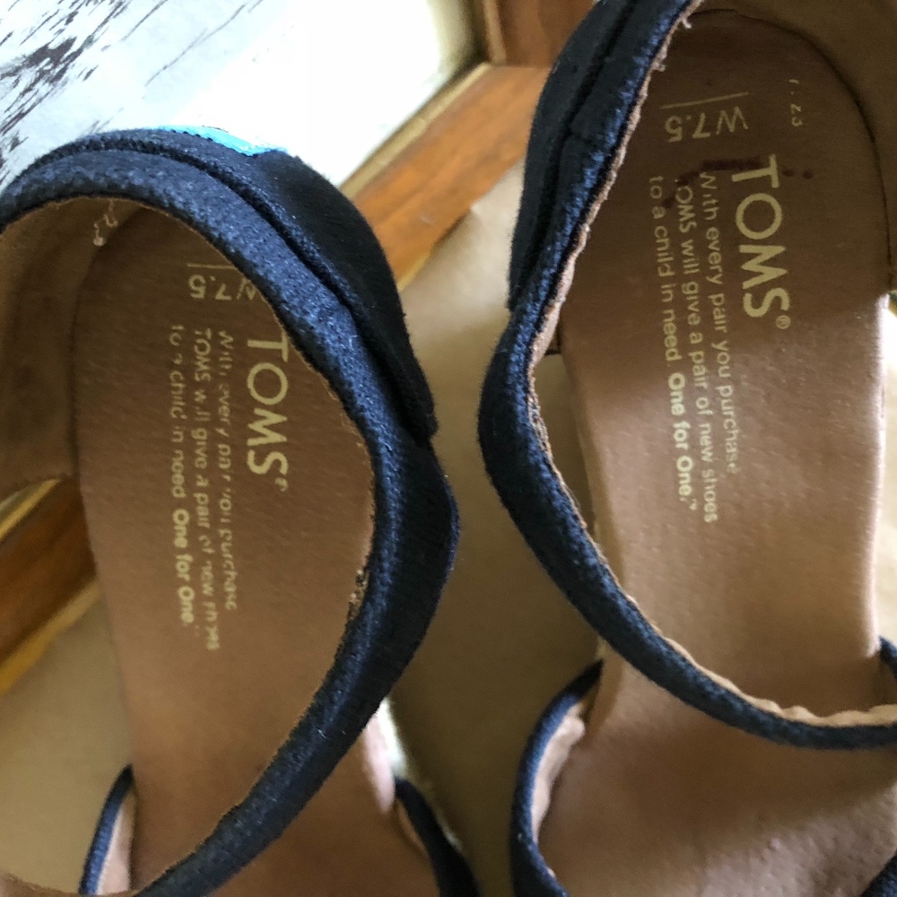 Toms Black Strappy Wedges - Picture 4 of 7